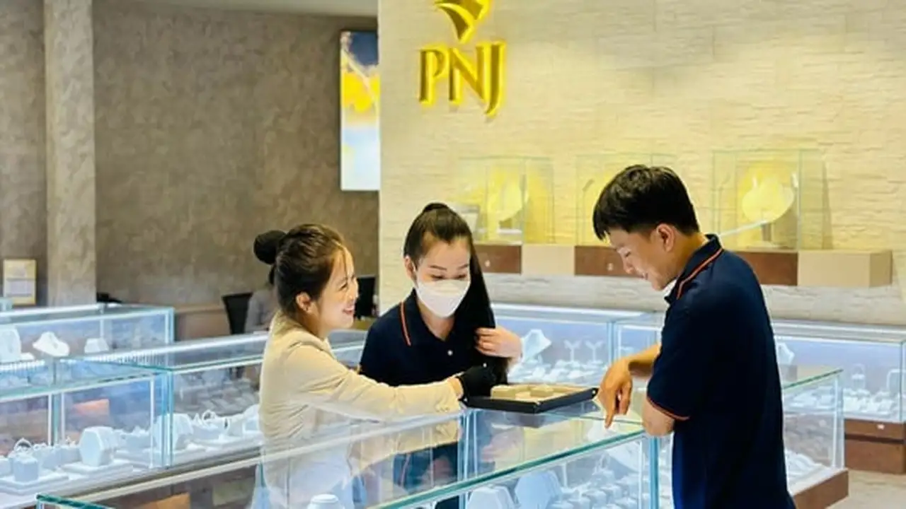 تراجع مستمر.. انخفاض جديد في أسعار سبائك وخواتم ذهب شركة SJC بفييتنام